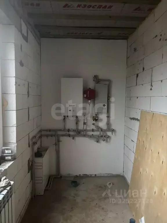 Дом в Кировская область, Слободской район, Шиховское с/пос, д. ... - Фото 1