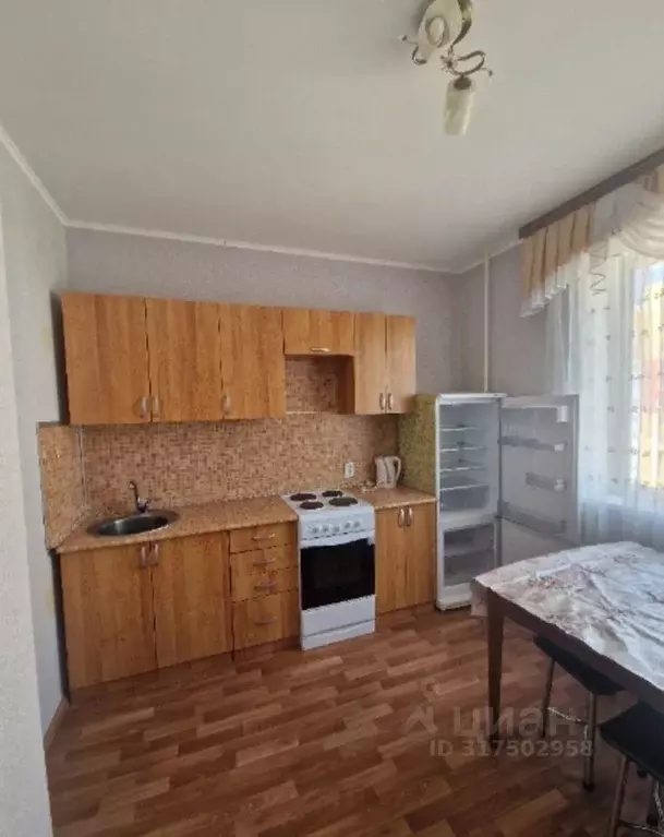 1-к кв. Курская область, Курск просп. Анатолия Дериглазова, 9 (38.0 м) - Фото 1