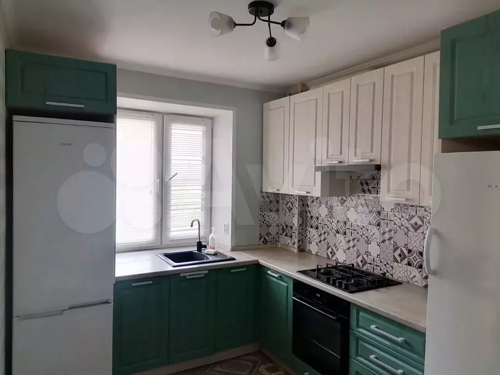 3-к. квартира, 65 м, 2/10 эт. - Фото 0
