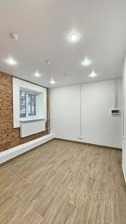 Помещение свободного назначения в Удмуртия, Ижевск Красногеройская ... - Фото 1