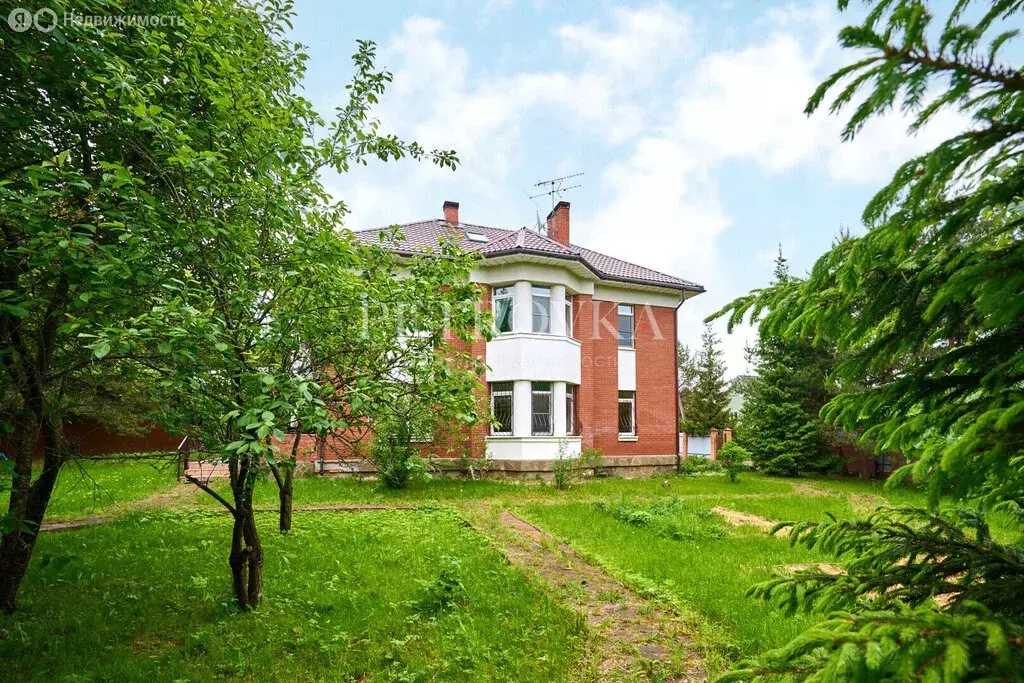 Дом в Одинцовский городской округ, деревня Митькино (350 м) - Фото 1