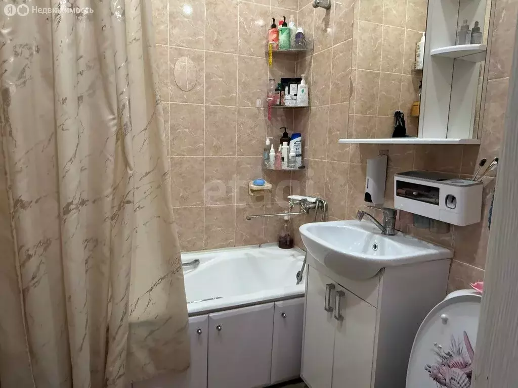 3-комнатная квартира: Серпухов, улица Ракова, 5 (55 м) - Фото 1