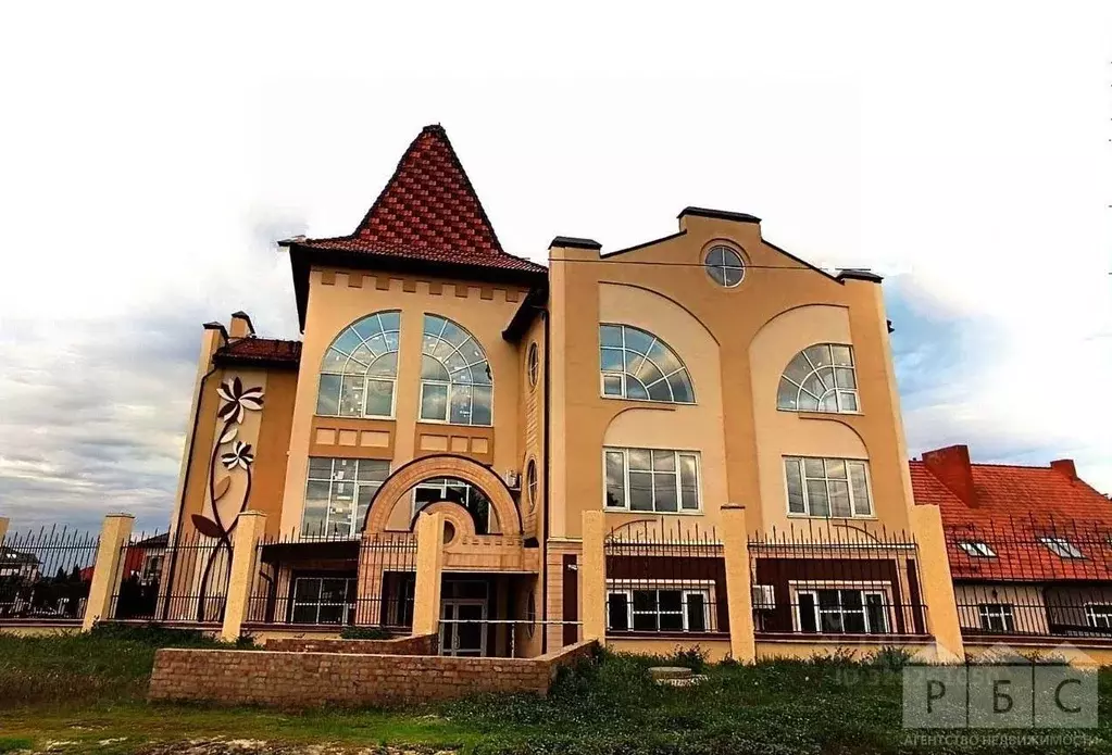 Помещение свободного назначения в Саратовская область, с. Усть-Курдюм ... - Фото 1