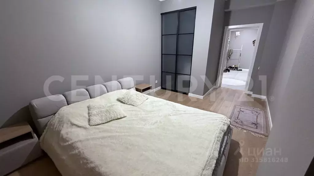 2-к кв. Дагестан, Каспийск просп. Акулиничева, 33А (80.0 м) - Фото 0