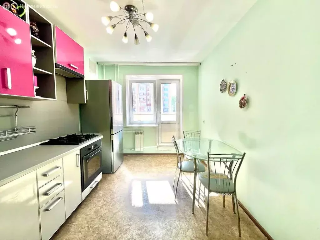 2-комнатная квартира: Саранск, Республиканская улица, 149 (57 м) - Фото 1