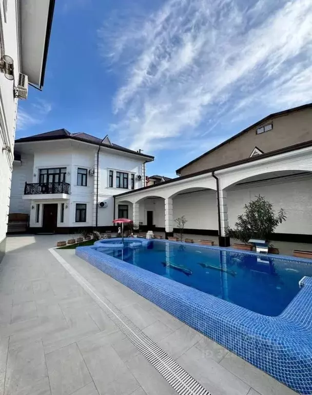 Дом в Крым, Ялта ул. Виноградная (1000 м) - Фото 1