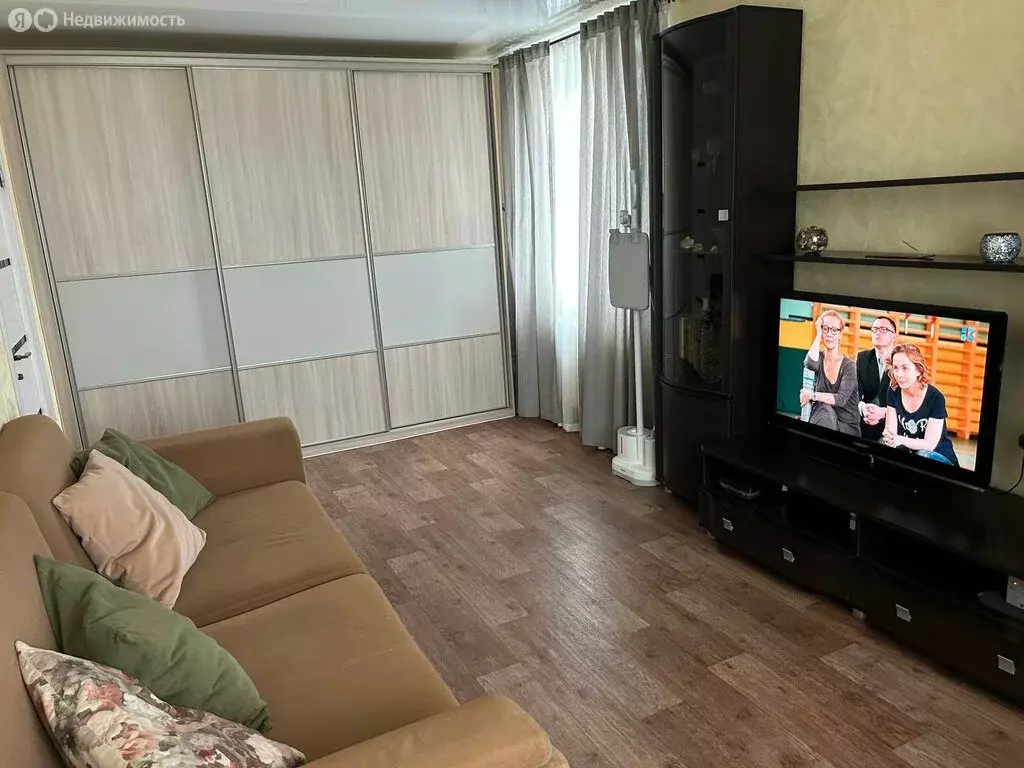 2-комнатная квартира: Октябрьский, 35-й микрорайон, 37 (52 м) - Фото 1