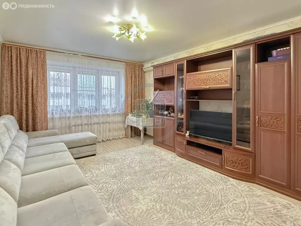 1-комнатная квартира: Калуга, улица Кубяка, 9к8 (45.4 м) - Фото 1