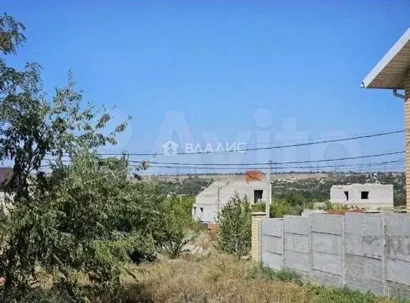 Участок в Волгоградская область, Волгоград Солнечный мкр, ул. ... - Фото 1