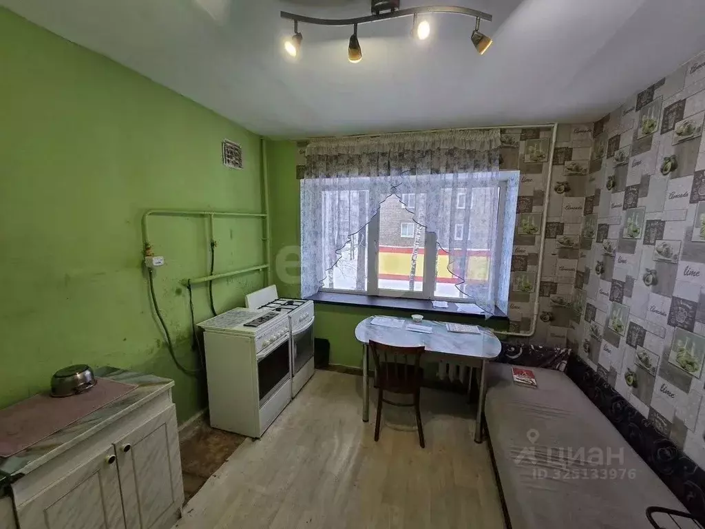 Комната Кировская область, Киров ул. Левитана, 6 (12.0 м) - Фото 1