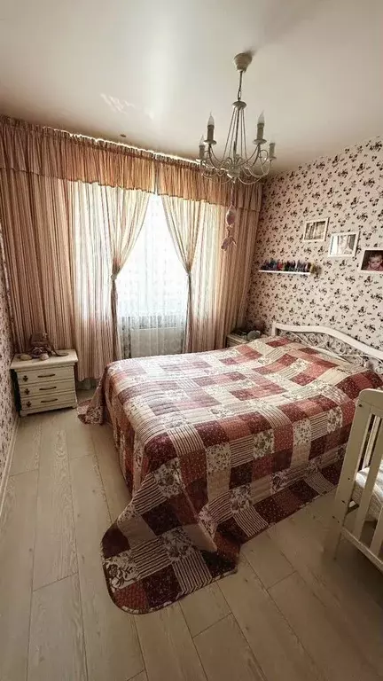 2-к кв. Свердловская область, Екатеринбург ул. Авиаторов, 12 (50.0 м) - Фото 1