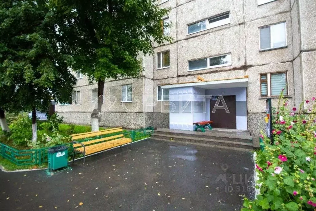 3-к кв. Тюменская область, Тюмень ул. Газовиков, 23 (66.7 м) - Фото 1