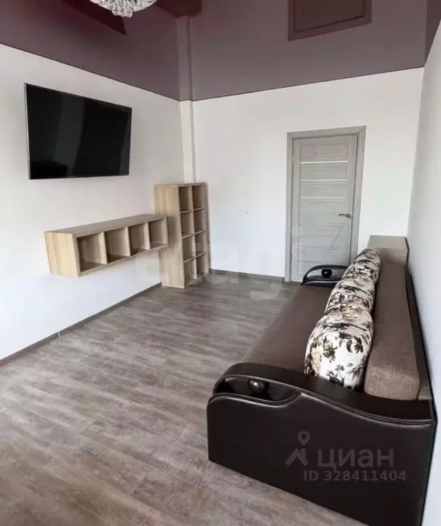 2-к кв. Крым, Симферополь ул. Батурина (60.0 м) - Фото 1