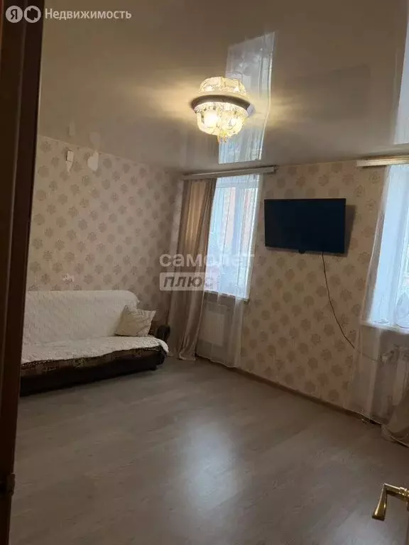 3-комнатная квартира: Киров, Ленинский район, Комсомольская улица, 30 ... - Фото 2