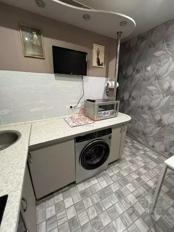 2-к кв. Московская область, Дмитров Загорская ул., 32 (46.7 м) - Фото 1