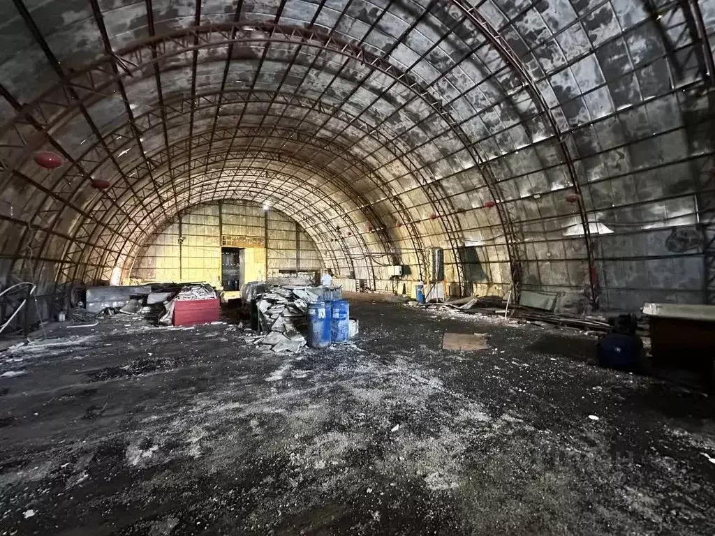 Склад в Крым, Симферопольский район, Чистенское с/пос, с. Фонтаны ул. ... - Фото 2