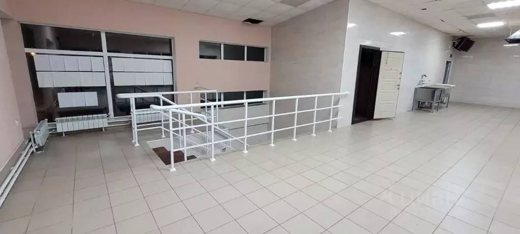 Помещение свободного назначения в Тульская область, Новомосковск ул. ... - Фото 1