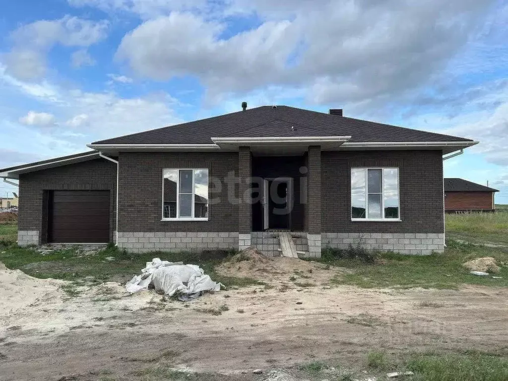 Дом в Белгородская область, Белгородский район, Дубовское с/пос, с. ... - Фото 1