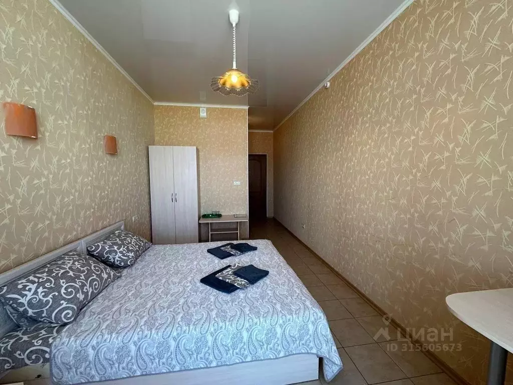Комната Крым, Феодосия ш. Керченское, 76А (16.0 м) - Фото 1