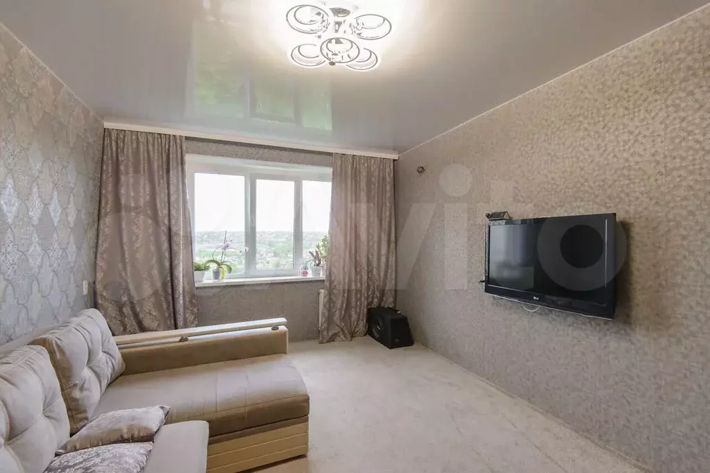 3-к. квартира, 65 м, 6/10 эт. - Фото 1