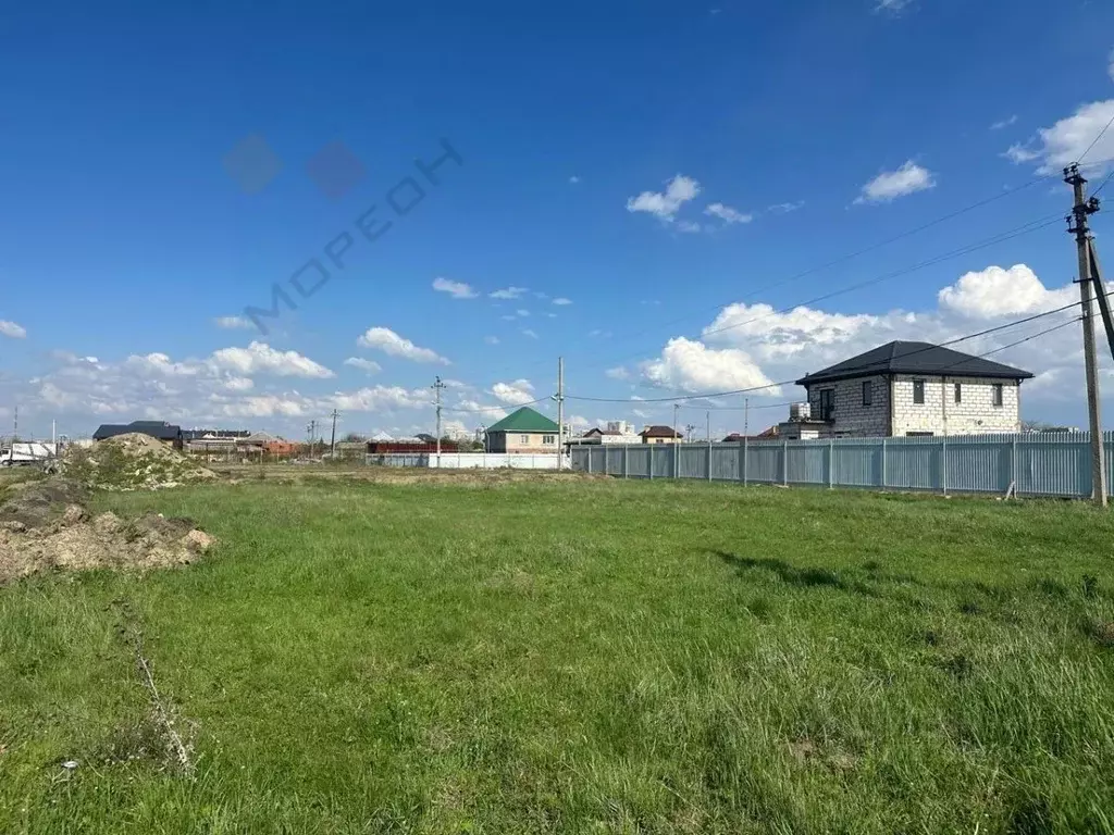 Участок в Адыгея, Тахтамукайский район, Старобжегокай аул Красная ул., ... - Фото 1