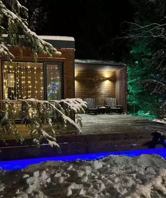 Дом в Ленинградская область, Ломоносовский район, Пениковское с/пос, ... - Фото 1