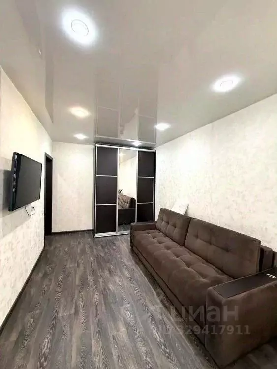 2-к кв. Иркутская область, Иркутск ул. Красноказачья, 8А (37.0 м) - Фото 1