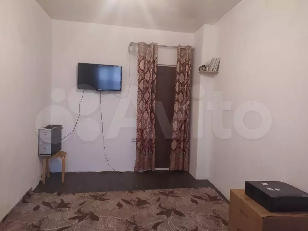 Комната 13 м в 3-к., 3/3 эт. - Фото 1