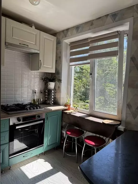 2-к. квартира, 44 м, 4/4 эт. - Фото 1