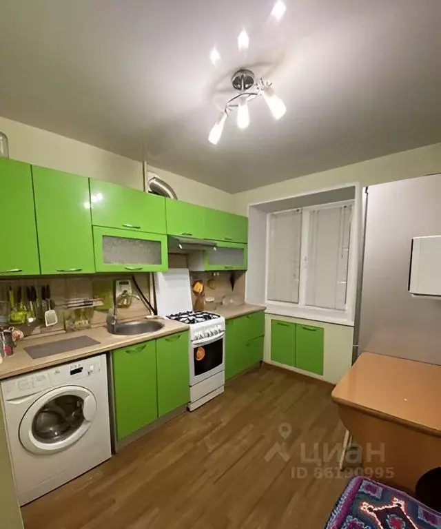 2-к кв. Башкортостан, Уфа Комсомольская ул., 31 (55.0 м) - Фото 1