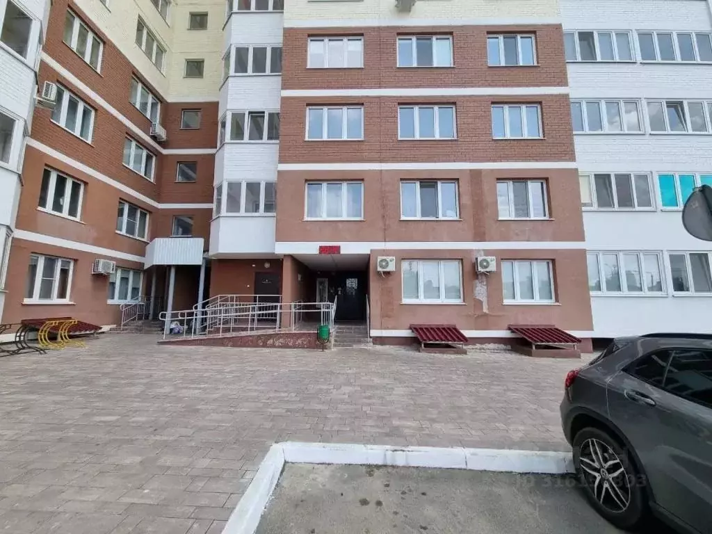 1-к кв. Орловская область, Орел ул. Розы Люксембург, 33 (74.0 м) - Фото 0