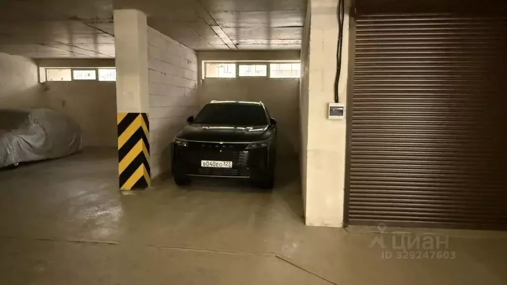 Гараж в Краснодарский край, Геленджик Крымская ул., 22к10 (19 м) - Фото 1