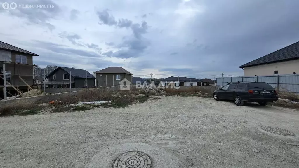 Участок в Новороссийск, Славная улица (4 м) - Фото 0