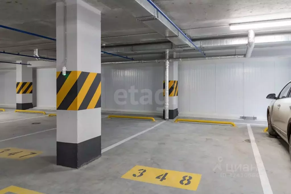 Гараж в Тюменская область, Тюмень ул. Газовиков, 75 (16 м) - Фото 1