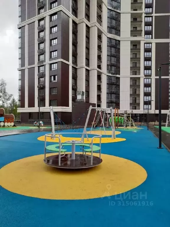 3-к кв. Татарстан, Казань ул. Аметьевская магистраль, 18к5 (95.7 м) - Фото 1