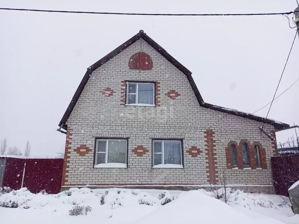 Дом в Саратовская область, Романовка рп ул. Молодежная, 43 (171 м) - Фото 0