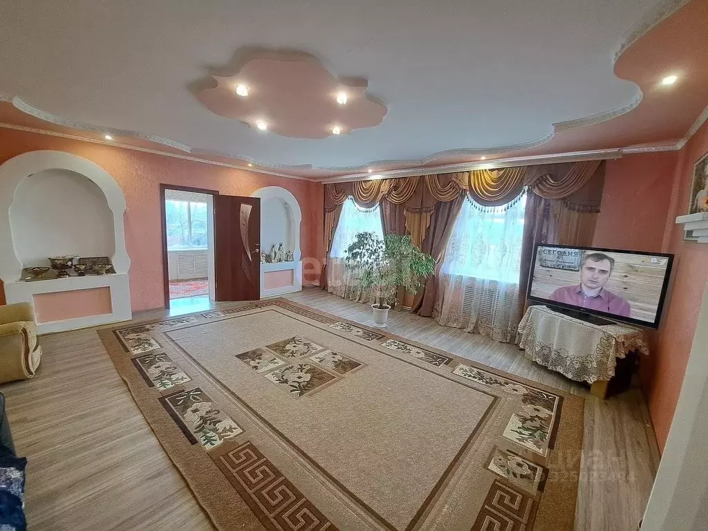 Дом в Смоленская область, Сафоново ул. Белинского, 9 (187 м) - Фото 1