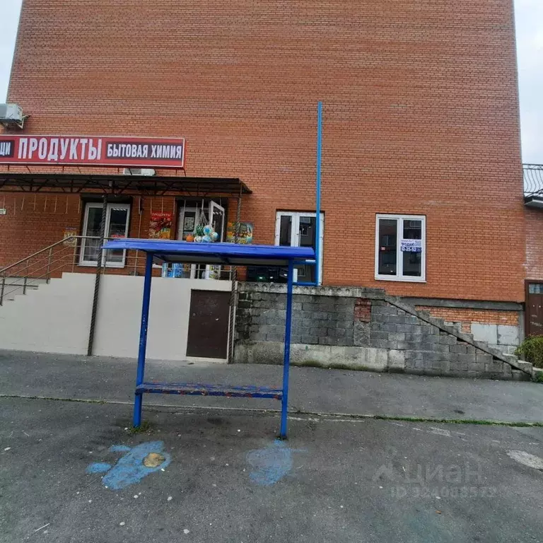 Торговая площадь в Северная Осетия, Владикавказ ул. Морских ... - Фото 1