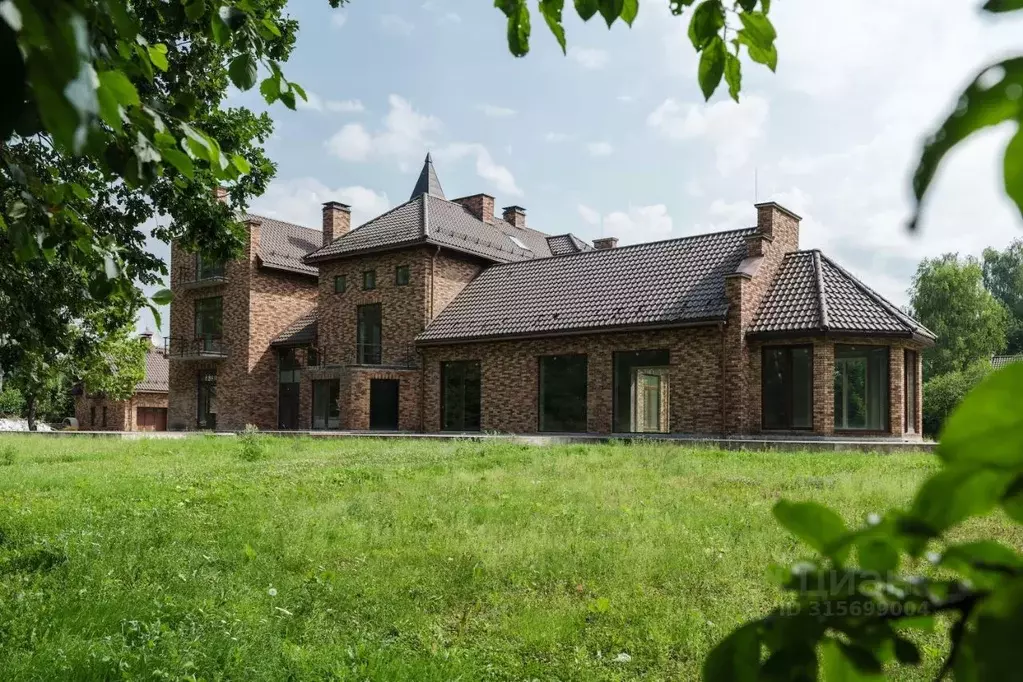 Коттедж в Москва д. Летово, Бельгийская деревня кп, 43 (1473 м) - Фото 1