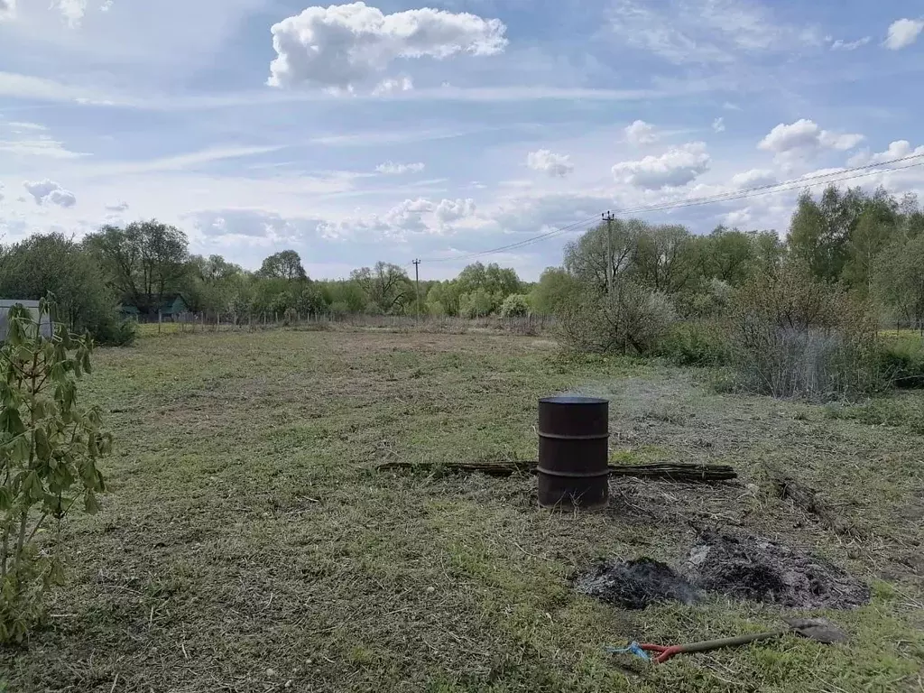 Участок в Московская область, Серебряные Пруды пгт ул. Красноармейская ... - Фото 1