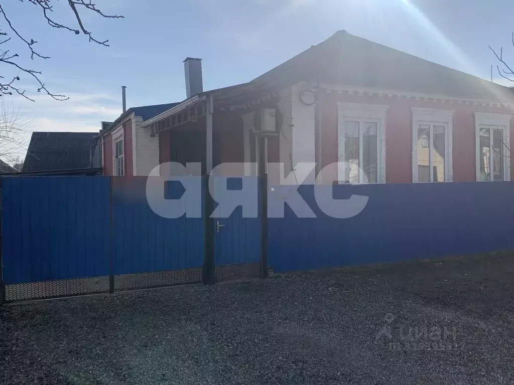Дом в Краснодарский край, Темрюк ул. Матвеева (63 м) - Фото 0