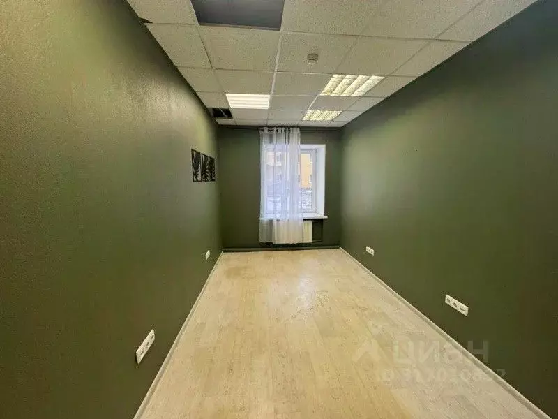 Офис в Санкт-Петербург Заозерная ул., 8к2 (17 м) - Фото 1