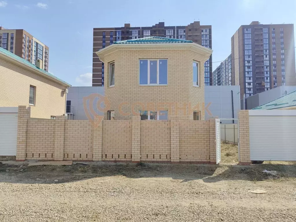 Дом в Краснодарский край, Краснодар ул. Имени 31-й Стрелковой Дивизии, ... - Фото 1