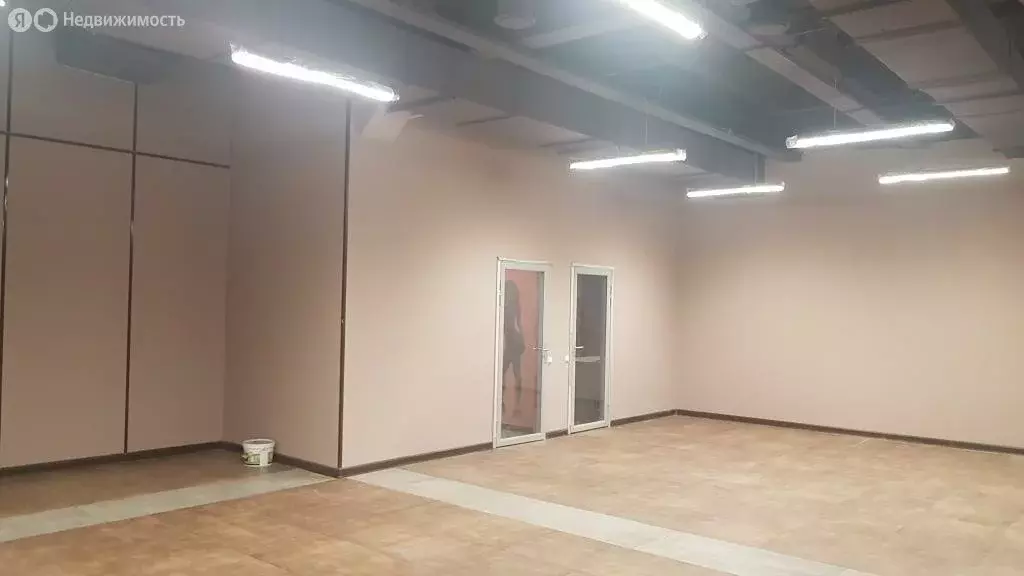 Офис (340 м) - Фото 1