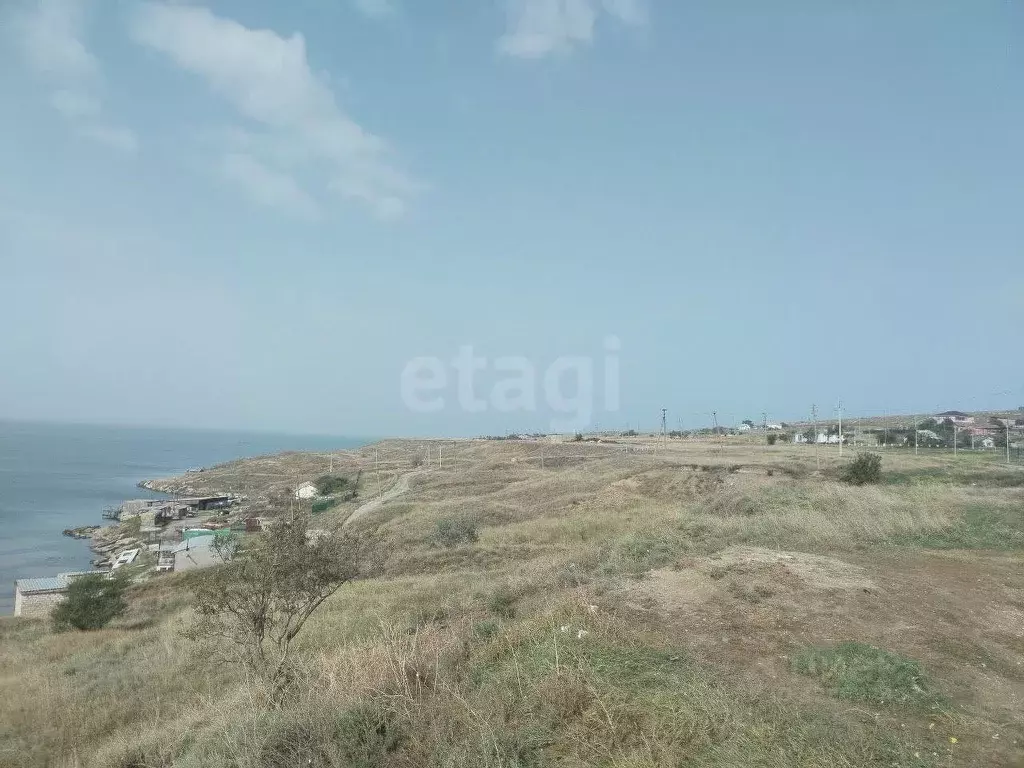 Участок в Крым, Ленинский район, Мысовское с/пос, с. Семеновка ул. ... - Фото 1