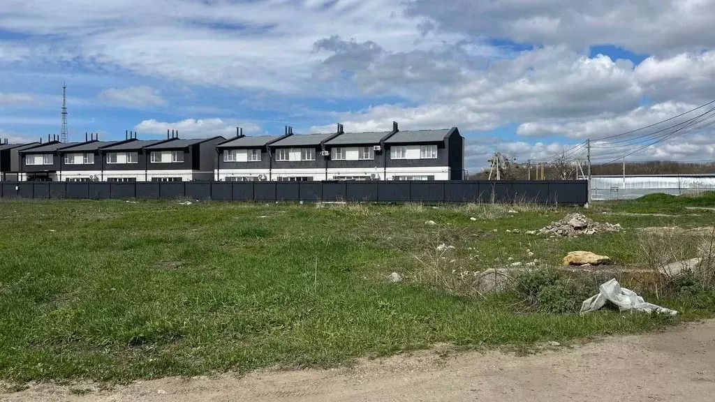 Участок в Ставропольский край, Шпаковский муниципальный округ, с. ... - Фото 1