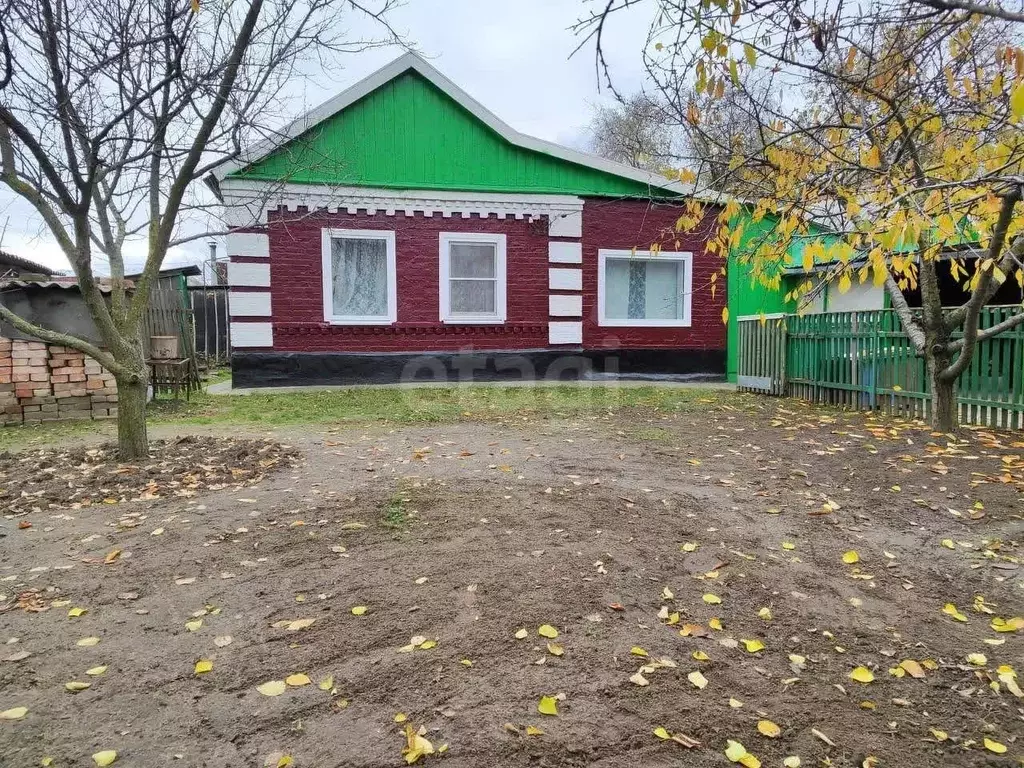 Дом в Ростовская область, Семикаракорск ул. Орджоникидзе (42 м) - Фото 2