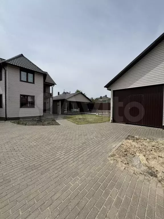 Дом 300 м на участке 6 сот. - Фото 1