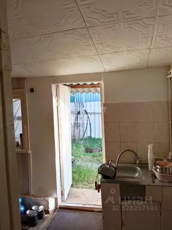 Дом в Калмыкия, Черноземельский район, пос. Артезиан Советская ул. (57 ... - Фото 1