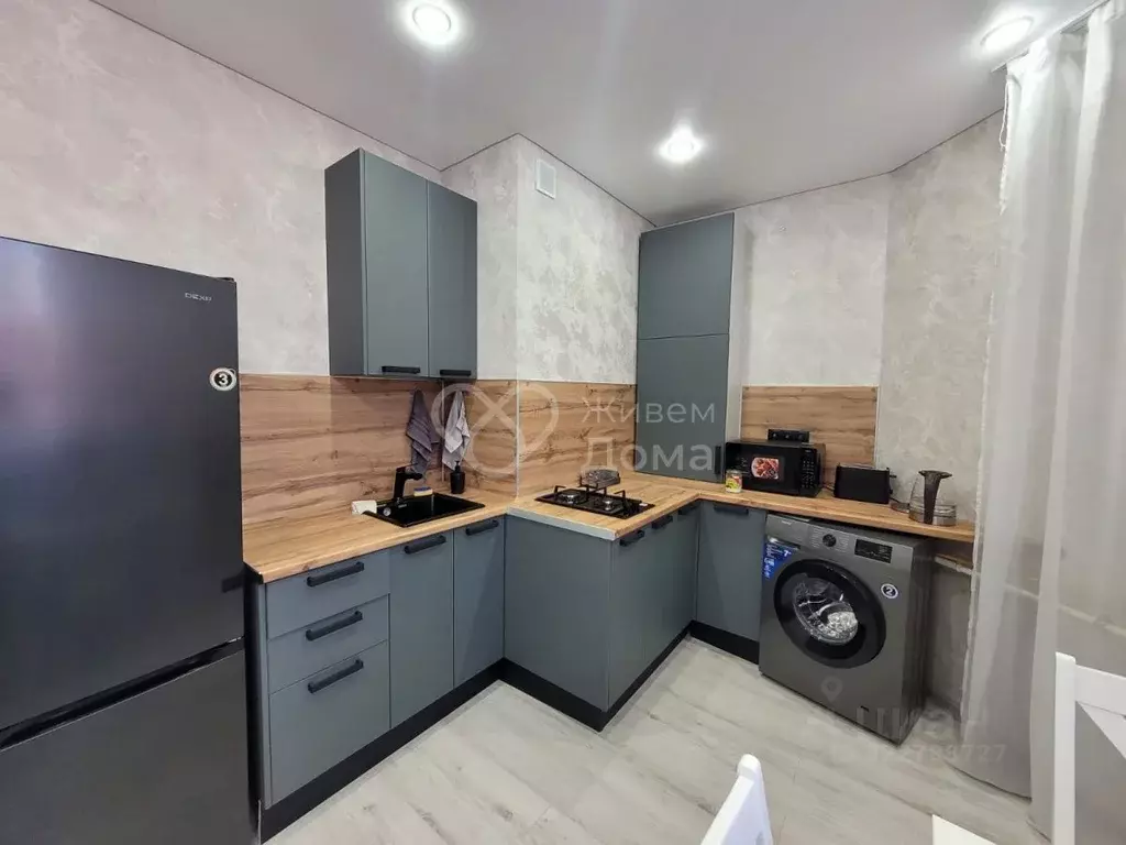 1-к кв. Волгоградская область, Волгоград ул. 70-летия Победы, 21А ... - Фото 1